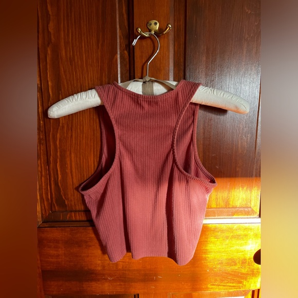 crop top - Picture 4 of 4